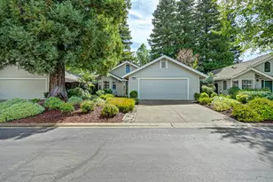 1962 University Park Dr, Sacramento, CA 95825 - Photo 3