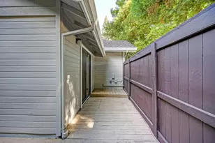 1962 University Park Dr, Sacramento, CA 95825 - Photo 75