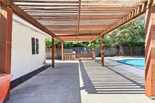 2743 Lost Creek Ct, Stockton, CA 95207 - Photo 35