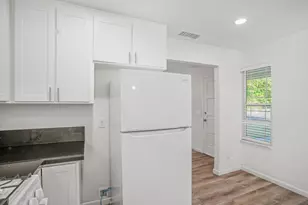 6905 Woodside Dr, Sacramento, CA 95842 - Photo 11