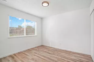 6905 Woodside Dr, Sacramento, CA 95842 - Photo 23