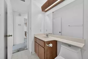 7452 Windbridge Dr, Sacramento, CA 95831 - Photo 23