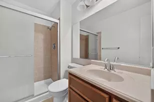 7452 Windbridge Dr, Sacramento, CA 95831 - Photo 21