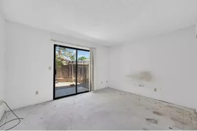 7452 Windbridge Drive, Sacramento, CA 95831 - Photo 19