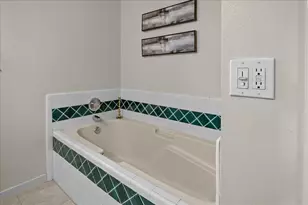 400 Rosebay Ln, Modesto, CA 95356 - Photo 35
