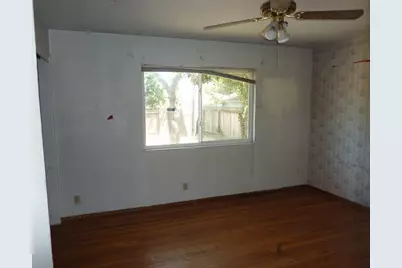 4838 Claremont Avenue, Stockton, CA 95207 - Photo 13