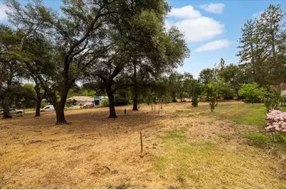18525 Siesta Drive, Penn Valley, CA 95946 - Photo 7