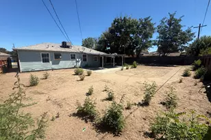 656 Pine St, Manteca, CA 95336 - Photo 19