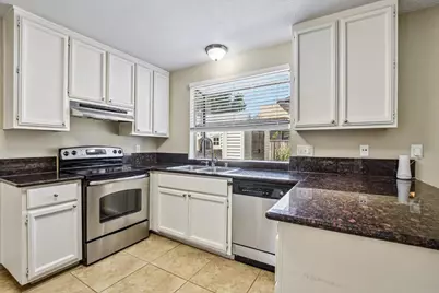 190 Saginaw Circle, Sacramento, CA 95833 - Photo 9