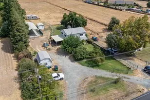 3203 E Collier Rd, Acampo, CA 95220 - Photo 15