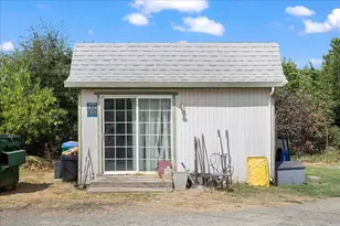 3203 E Collier Rd, Acampo, CA 95220 - Photo 11