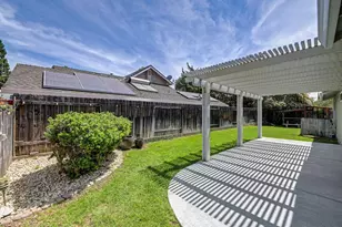 8450 Silver Rock Ct, Citrus Heights, CA 95610 - Photo 21