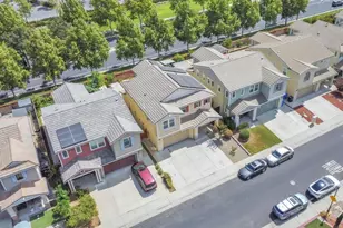 9749 Philta Way, Elk Grove, CA 95757 - Photo 35