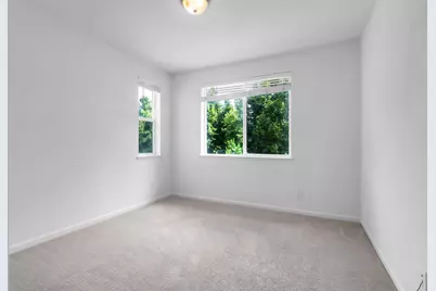 9749 Philta Way, Elk Grove, CA 95757 - Photo 27