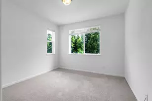 9749 Philta Way, Elk Grove, CA 95757 - Photo 27