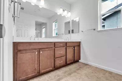 9749 Philta Way, Elk Grove, CA 95757 - Photo 21