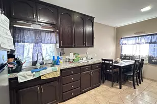 437 Oak St, Modesto, CA 95351 - Photo 5