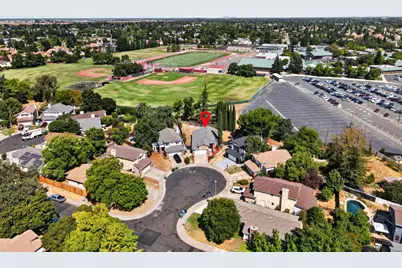 6427 Canyon Creek Way, Elk Grove, CA 95758 - Photo 53