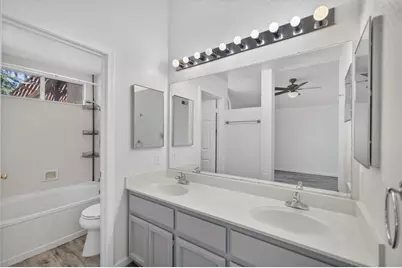 6427 Canyon Creek Way, Elk Grove, CA 95758 - Photo 25