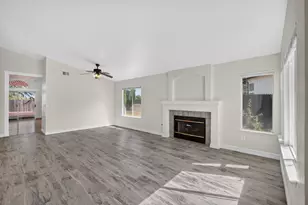 6427 Canyon Creek Way, Elk Grove, CA 95758 - Photo 7
