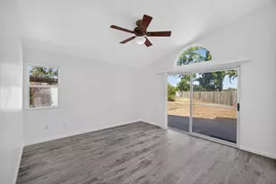 6427 Canyon Creek Way, Elk Grove, CA 95758 - Photo 21