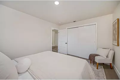 3824 13th Avenue, Sacramento, CA 95820 - Photo 39