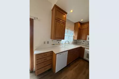 2295 S Crest Avenue, Martinez, CA 94553 - Photo 7