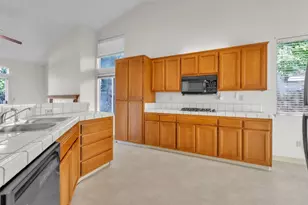 1531 Jamie Dr, Yuba City, CA 95993 - Photo 7