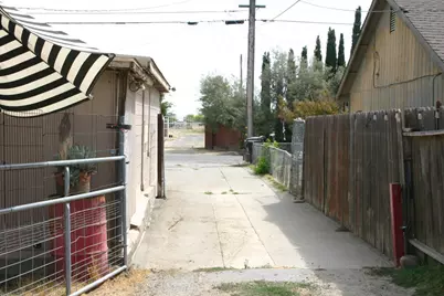1913 C Street, Rio Linda, CA 95673 - Photo 11