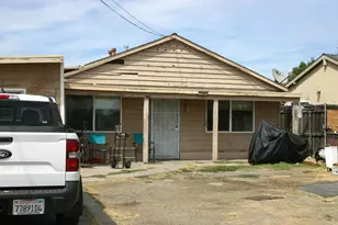 1913 C St, Rio Linda, CA 95673 - Photo 1