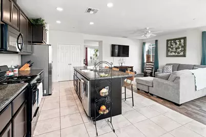 1437 Willmott Avenue, Los Banos, CA 93635 - Photo 15