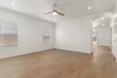4438 Sundari Avenue, Olivehurst, CA 95961 - Photo 7