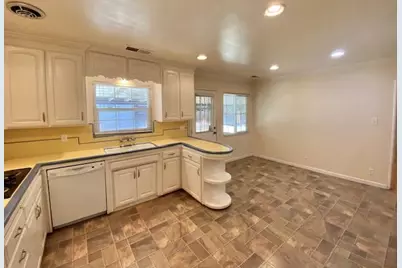 1539 Ardmore Avenue, Modesto, CA 95350 - Photo 13