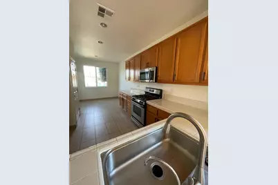 3925 Jessica Court, Stockton, CA 95206 - Photo 7