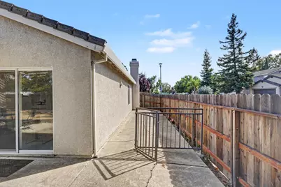 6701 Walbridge Way, Elk Grove, CA 95758 - Photo 49
