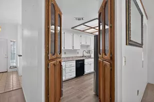 6809 Paseo Del Sol Way, Elk Grove, CA 95758 - Photo 13