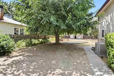 9616 Walnut Avenue, Elk Grove, CA 95624 - Photo 27