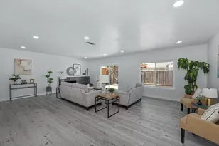 8837 Garden Glen Way, Sacramento, CA 95826 - Photo 7