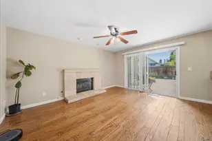 6012 Laguna Park Dr, Elk Grove, CA 95758 - Photo 15