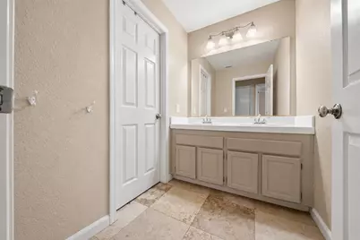 6012 Laguna Park Drive, Elk Grove, CA 95758 - Photo 25
