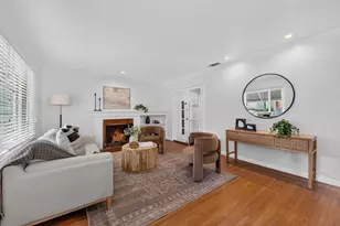 1110 55th St, Sacramento, CA 95819 - Photo 5