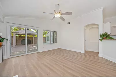 7652 Laguna Beach Way, Antelope, CA 95843 - Photo 13