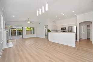 7652 Laguna Beach Way, Antelope, CA 95843 - Photo 11