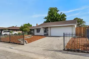7828 Rockhurst Way, Sacramento, CA 95828 - Photo 3