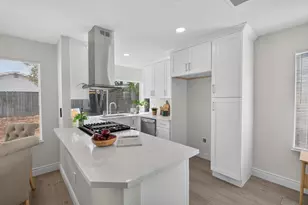 7828 Rockhurst Way, Sacramento, CA 95828 - Photo 11