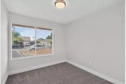 7828 Rockhurst Way, Sacramento, CA 95828 - Photo 15