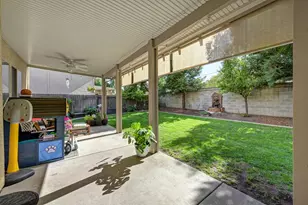 1969 Sevilla Dr, Roseville, CA 95747 - Photo 39