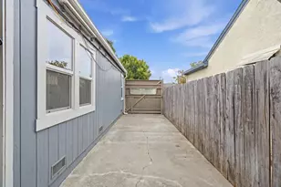 1534 Elmwood Ave, Stockton, CA 95204 - Photo 23