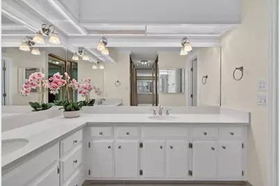 66 W Yorkshire, Stockton, CA 95207 - Photo 27
