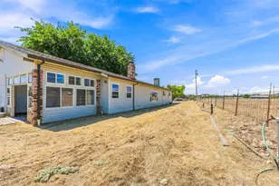 8220 Savage Way, Valley Springs, CA 95252 - Photo 37